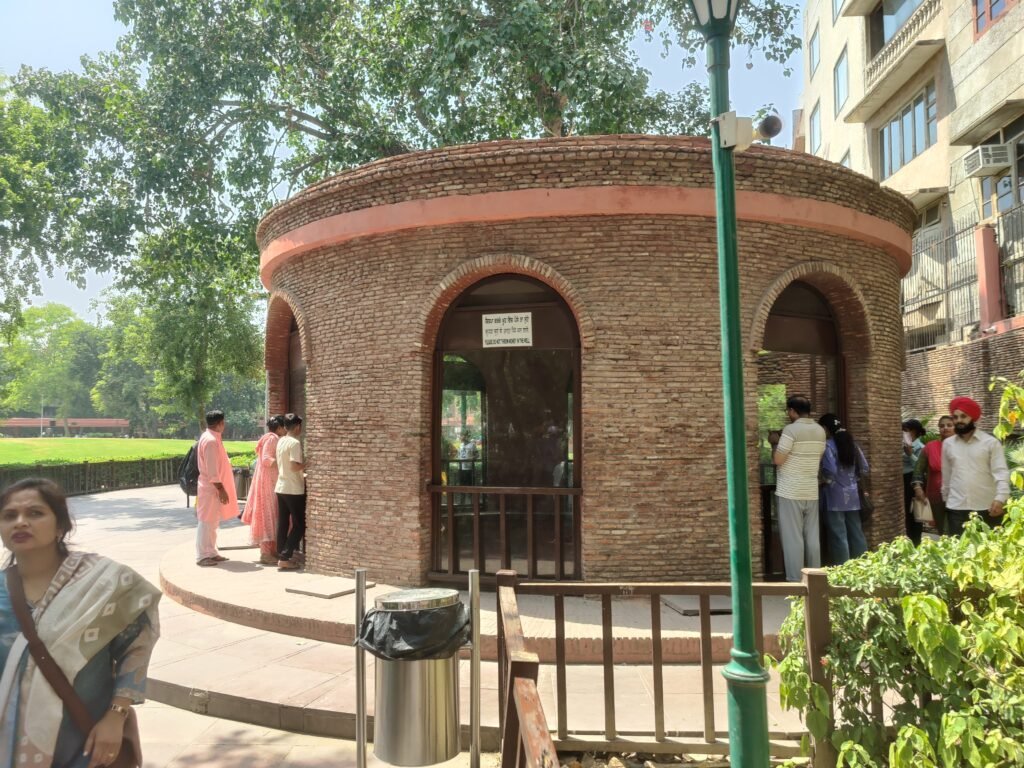 Martyrs’ Well at Jallianwala Bagh in Amritsar, Punjab, a historic memorial associated with the Jallianwala Bagh Massacre of 1919
